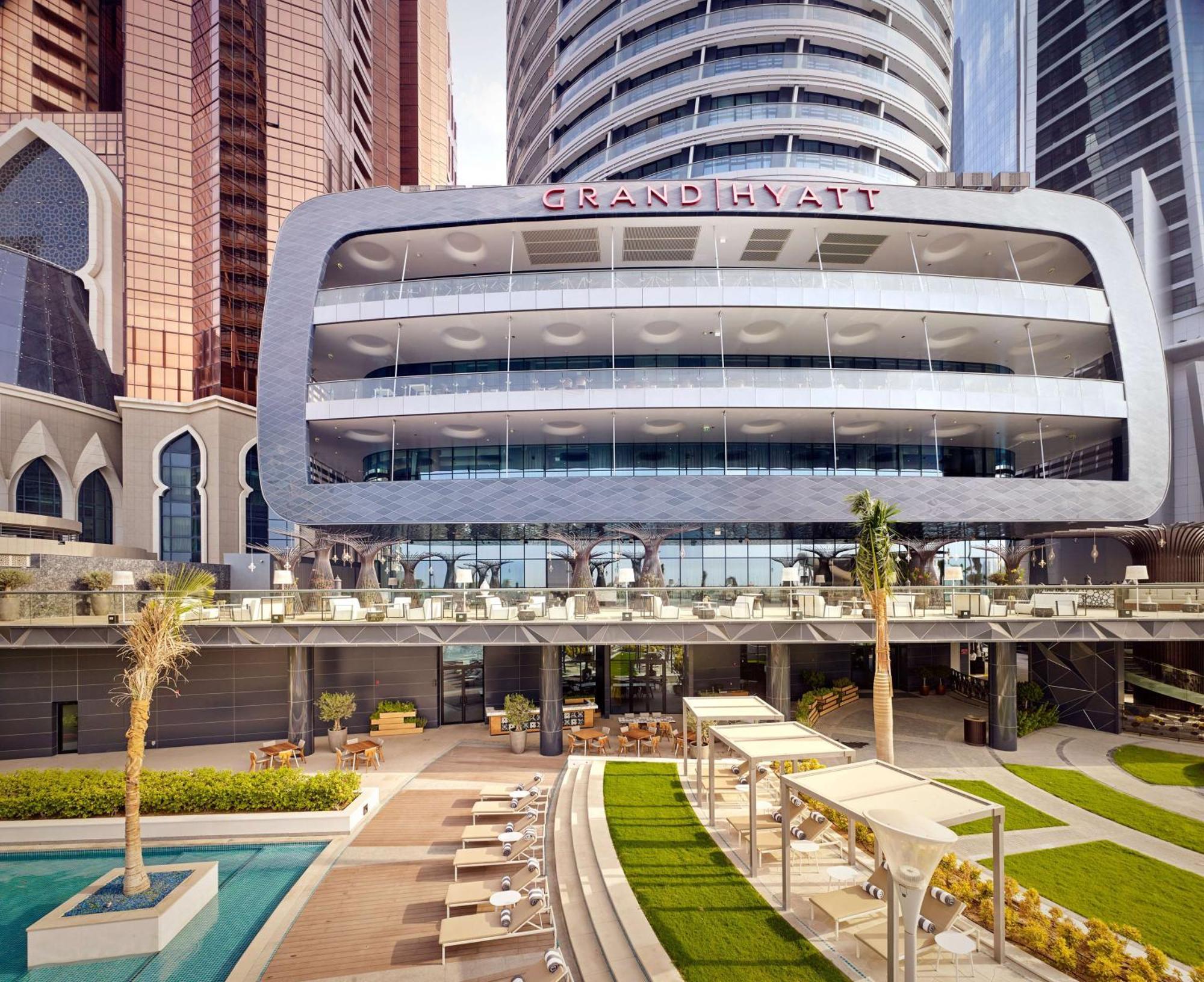 Grand Hyatt Abu Dhabi Hotel & Residences Emirates Pearl Esterno foto Grand Hyatt Dubai